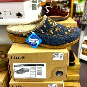 Taos Woolderness Various sizes in 4 colors